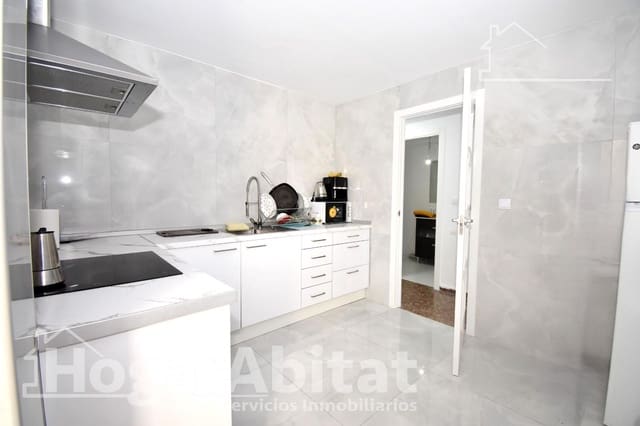 4 chambre Appartement à vendre à Alaquàs - 220 000 € (Ref: 9942579)