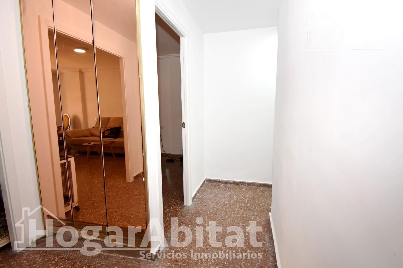 4 bedroom Flat for sale in Alaquas - € 220,000 (Ref: 9942579)