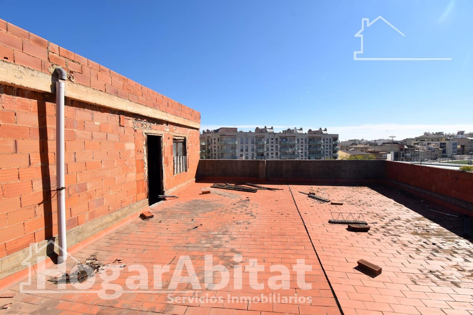 Hus til salgs i Almassora / Almazora - € 99 000 (Ref: 9942583)