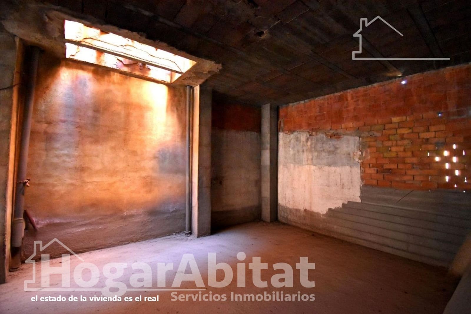 Townhouse for sale in Almassora / Almazora - € 99,000 (Ref: 9942583)