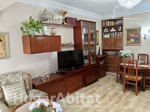 3 slaapkamer Flat te koop in Castelló de la Plana met garage - € 190.000 (Ref: 9945763)