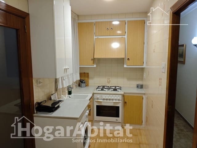 3 slaapkamer Flat te koop in Castelló de la Plana met garage - € 190.000 (Ref: 9945763)