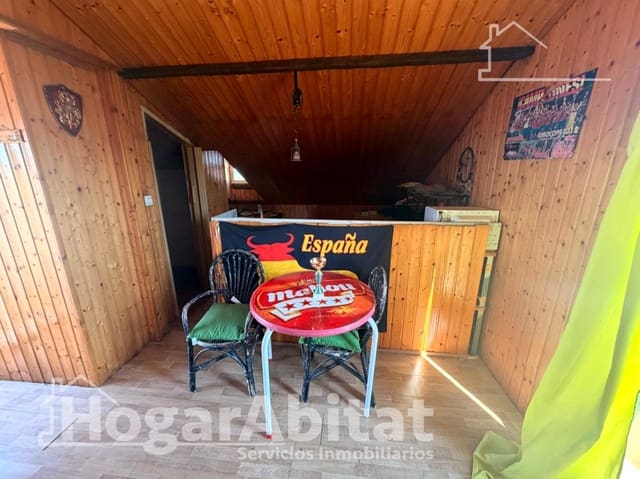 6 Zimmer Villa zu verkaufen in Chiva mit Pool Garage - 450.000 € (Ref: 9945769)