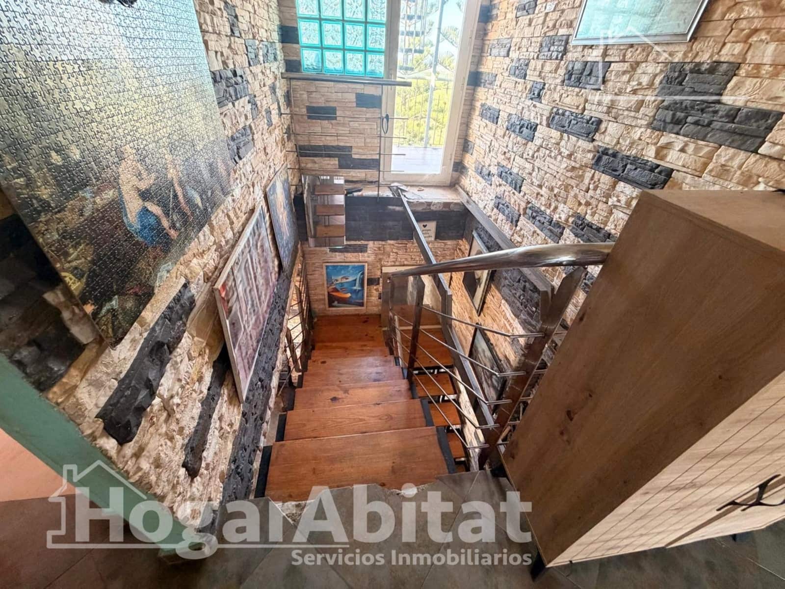 6 Zimmer Villa zu verkaufen in Chiva mit Pool Garage - 450.000 € (Ref: 9945769)