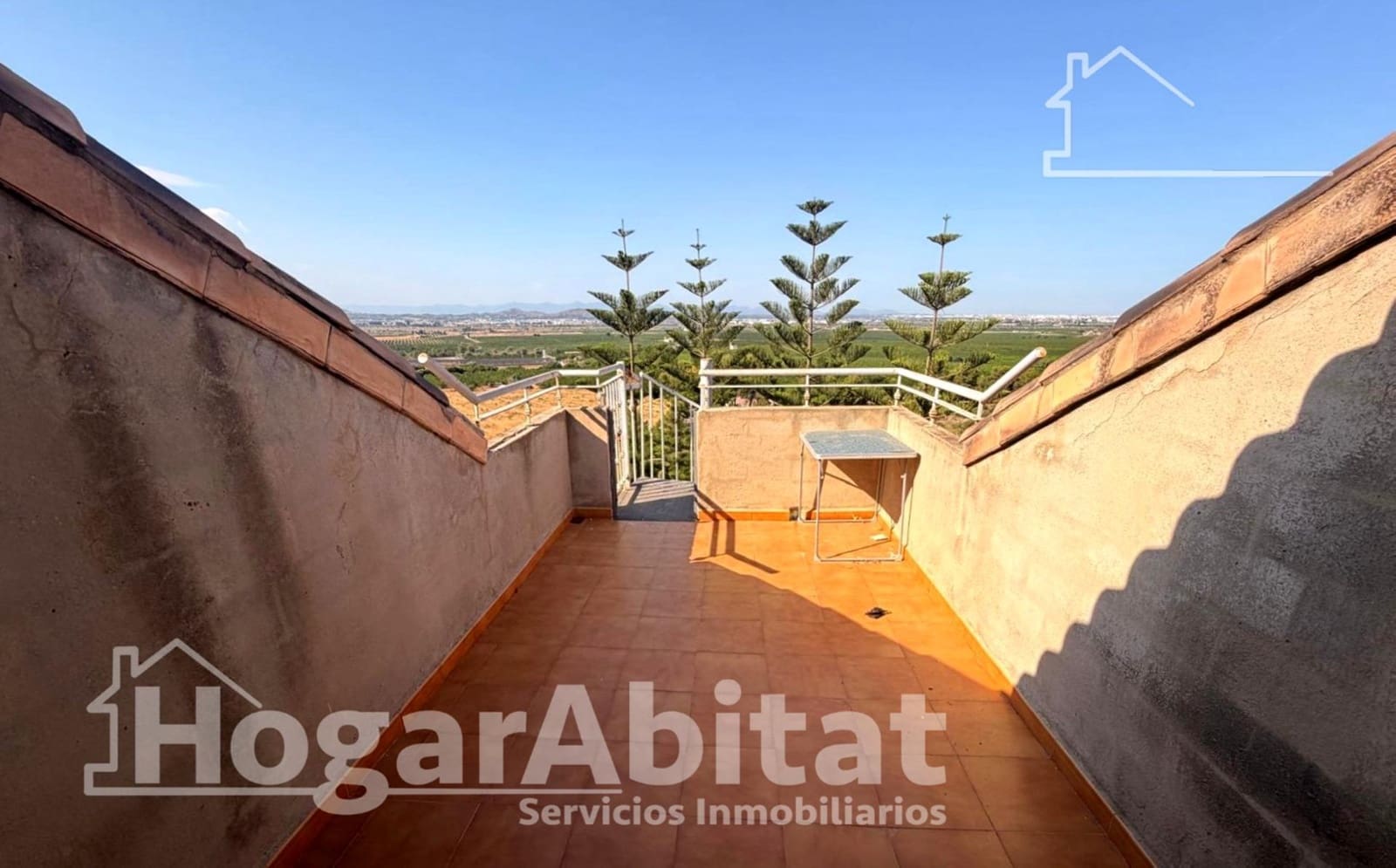 6 Zimmer Villa zu verkaufen in Chiva mit Pool Garage - 450.000 € (Ref: 9945769)