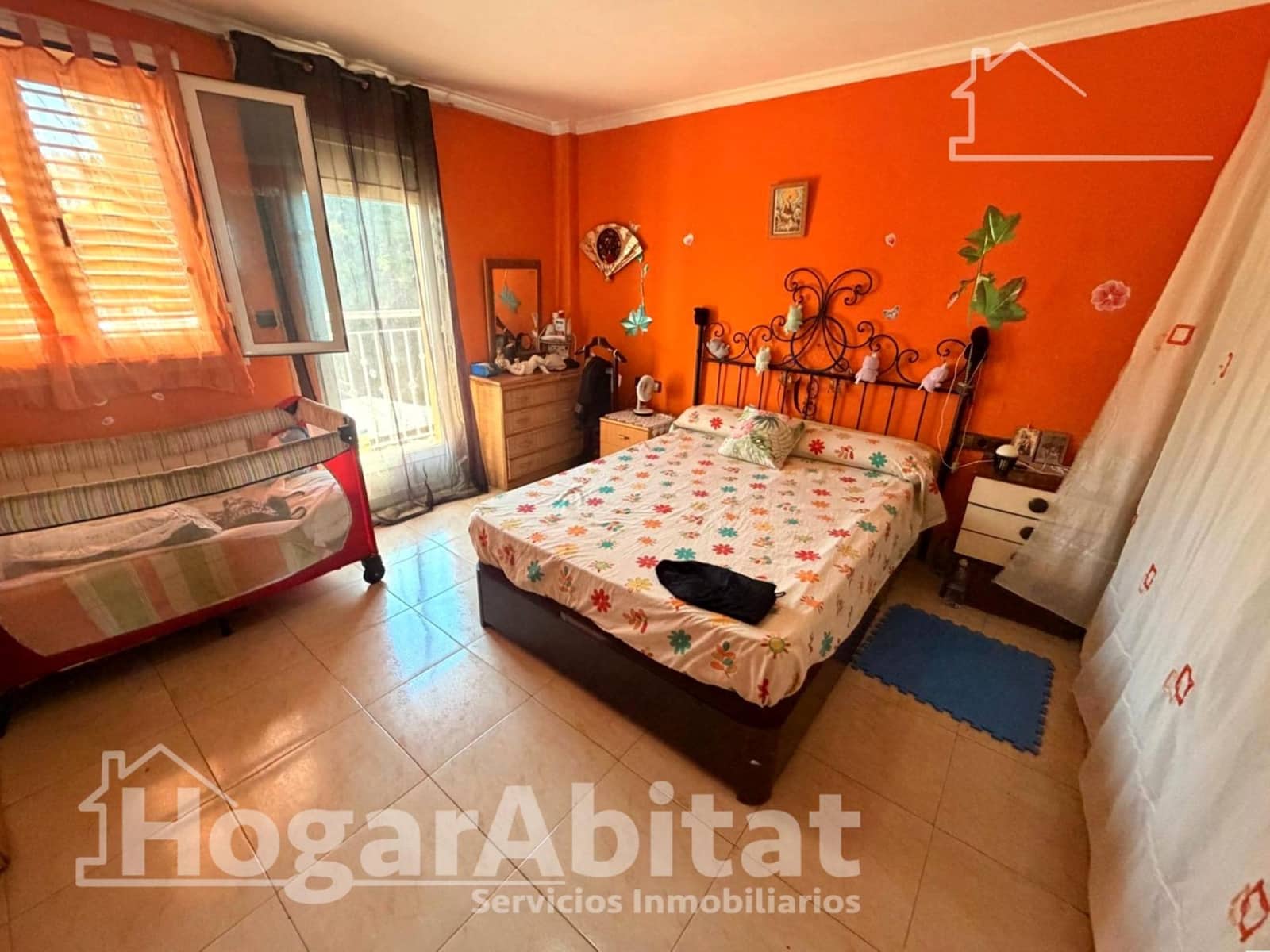 6 Zimmer Villa zu verkaufen in Chiva mit Pool Garage - 450.000 € (Ref: 9945769)