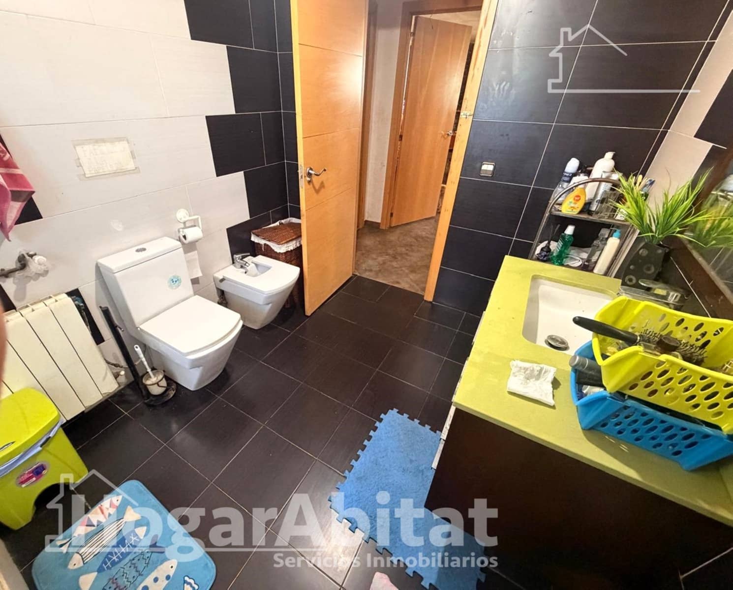 6 Zimmer Villa zu verkaufen in Chiva mit Pool Garage - 450.000 € (Ref: 9945769)