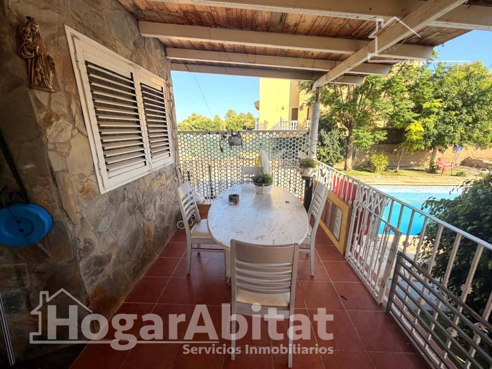 6 Zimmer Villa zu verkaufen in Chiva mit Pool Garage - 450.000 € (Ref: 9945769)