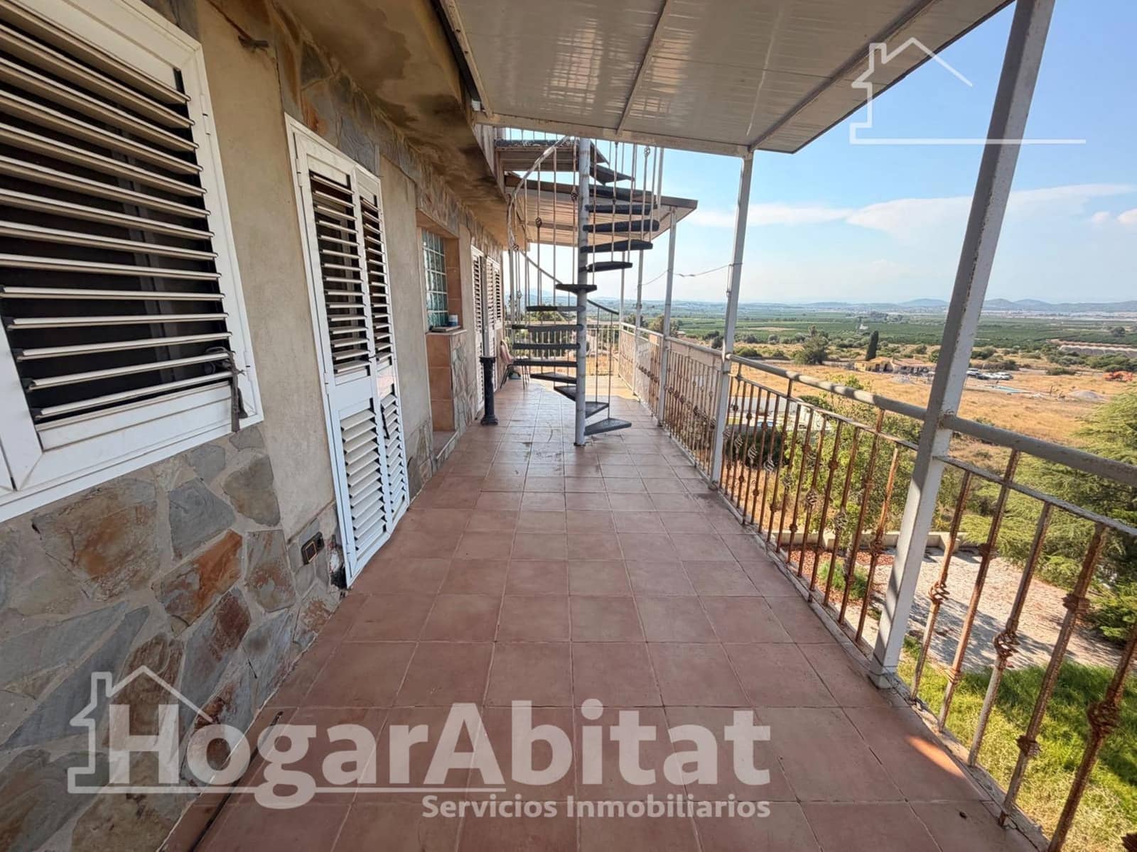 6 Zimmer Villa zu verkaufen in Chiva mit Pool Garage - 450.000 € (Ref: 9945769)