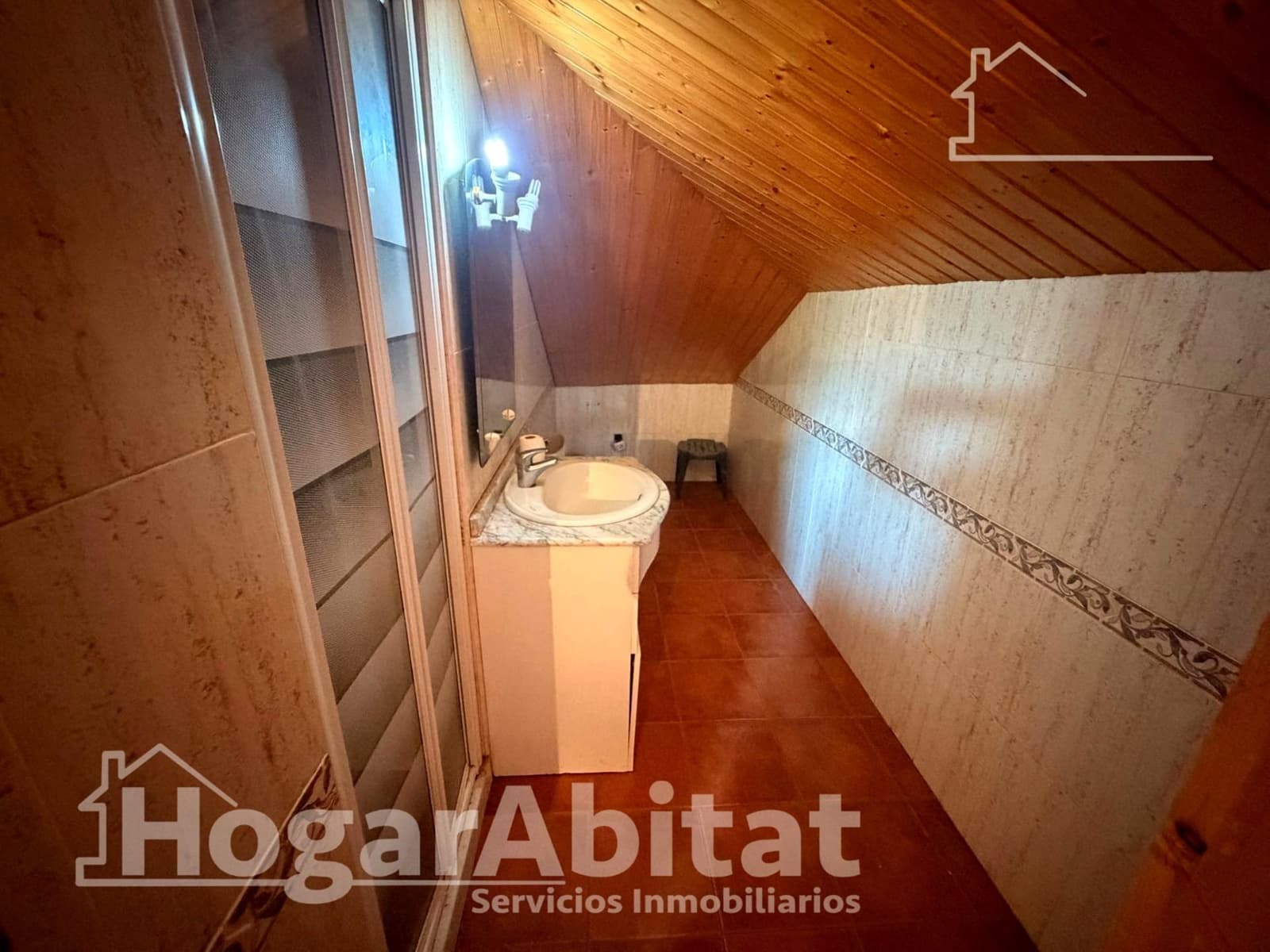 6 Zimmer Villa zu verkaufen in Chiva mit Pool Garage - 450.000 € (Ref: 9945769)