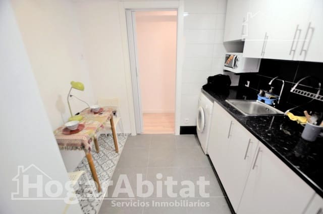 3 soveværelse Lejlighed til salg i Torrefiel, Valencia by - € 190.000 (Ref: 9947964)
