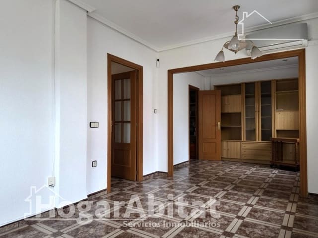 3 soveværelse Lejlighed til salg i Cabanyal-Canyamelar, Valencia by - € 246.000 (Ref: 9949844)