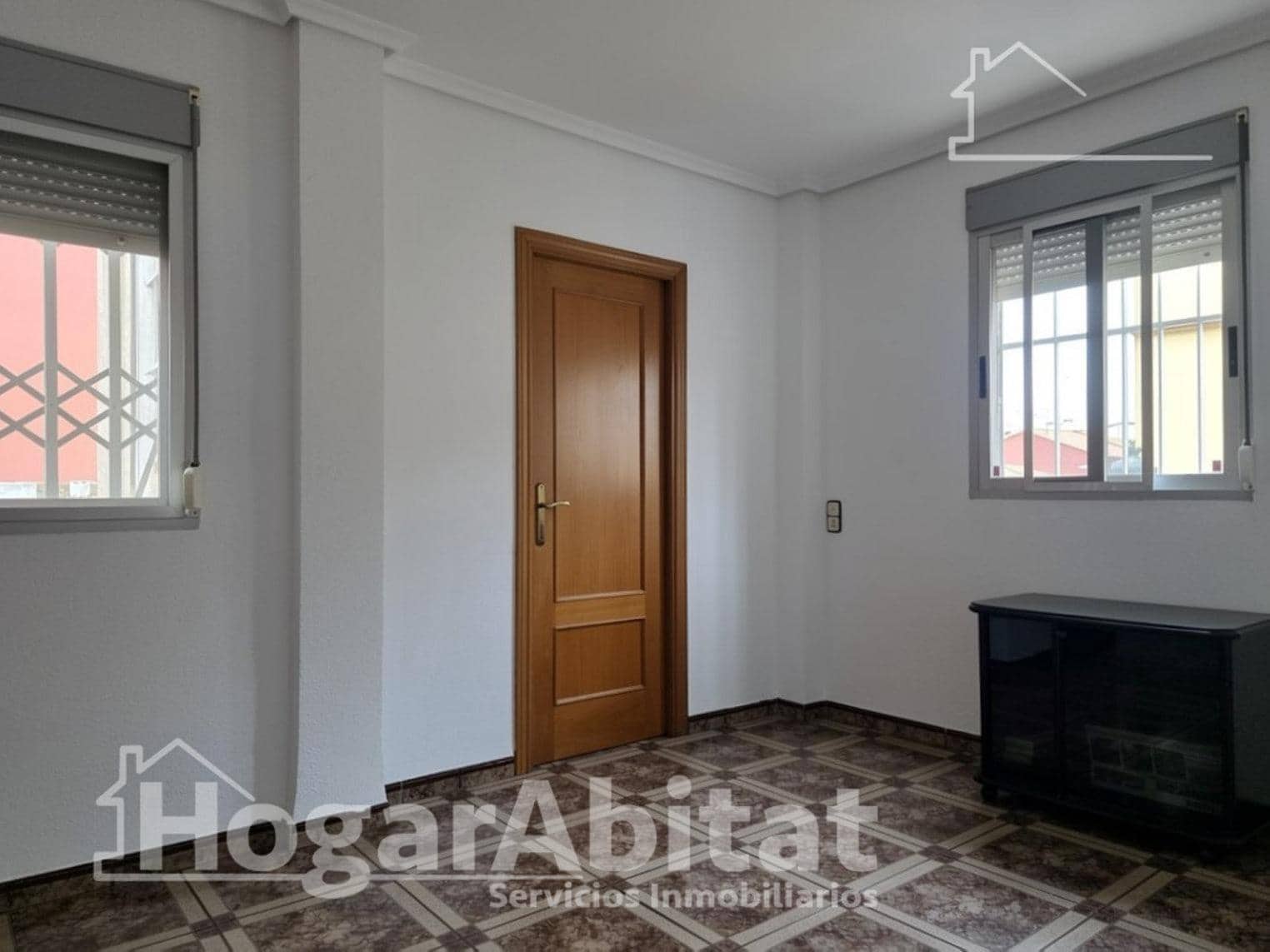 3 soveværelse Lejlighed til salg i Valencia by - € 246.000 (Ref: 9949844)