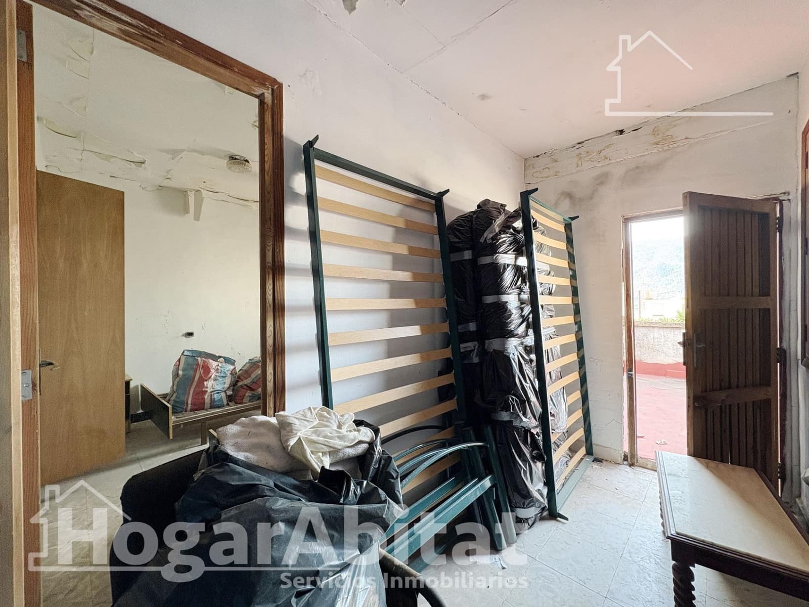 5 soveværelse Byhus til salg i Tavernes de la Valldigna - € 85.000 (Ref: 9949854)