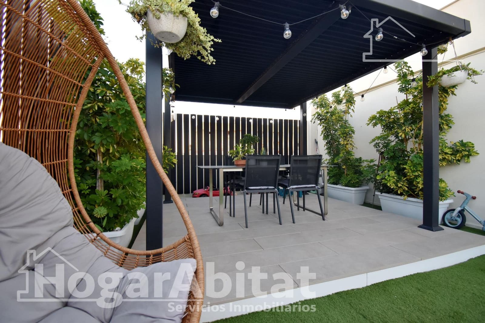 2 chambre Penthouse à vendre à Castello de la Plana avec garage - 229 900 € (Ref: 9952683)