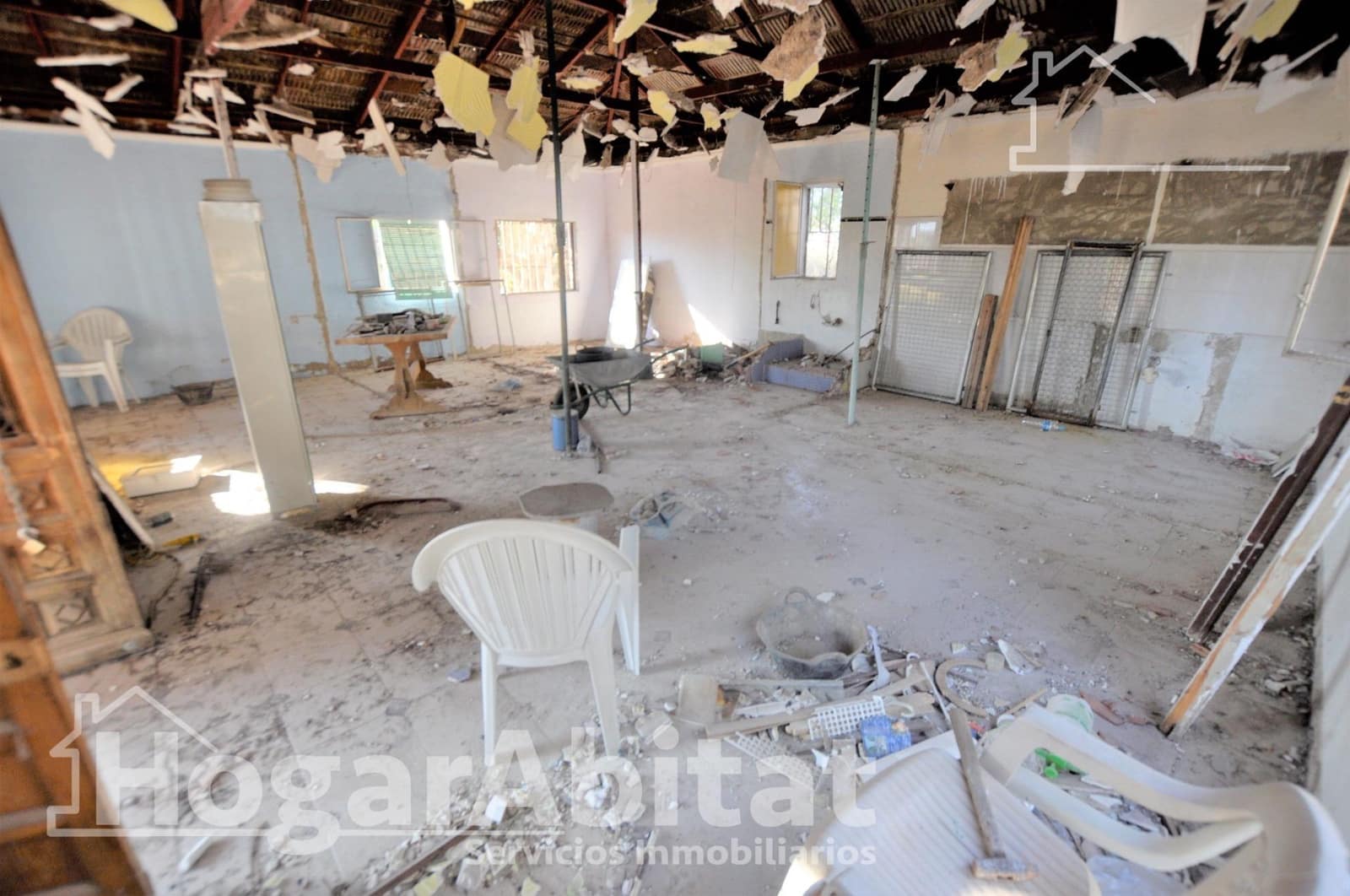 Willa na sprzedaż w Betera z garażem - 120 000 € (Ref: 9952684)