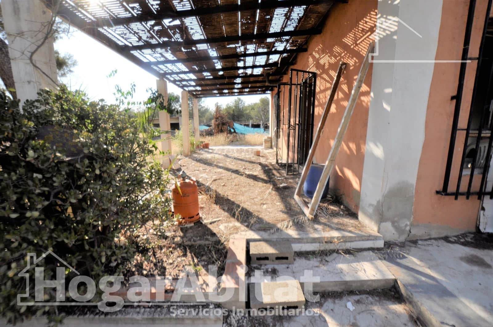 Willa na sprzedaż w Betera z garażem - 120 000 € (Ref: 9952684)