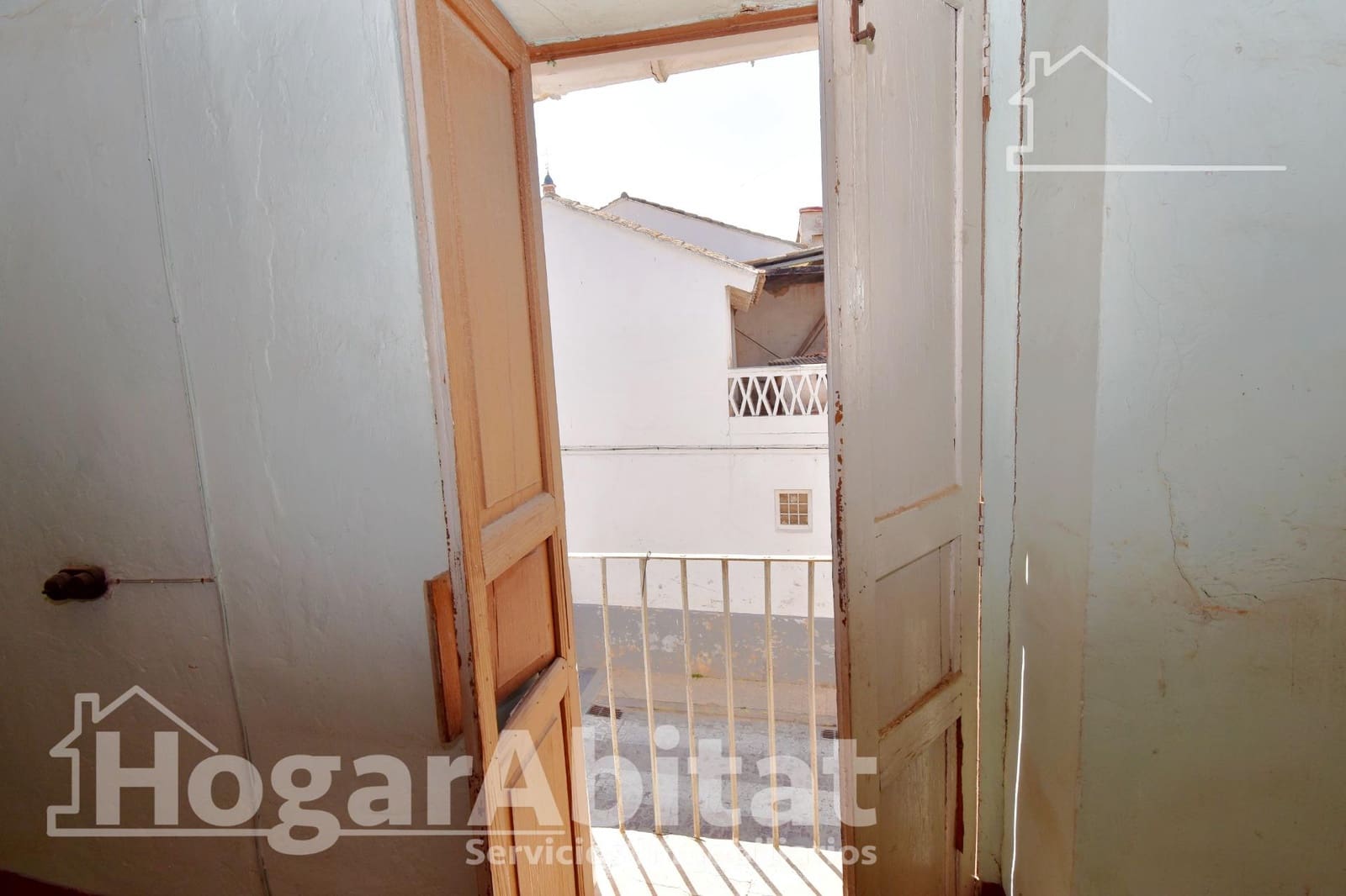 2 bedroom Townhouse for sale in Catarroja - € 80,000 (Ref: 9952692)