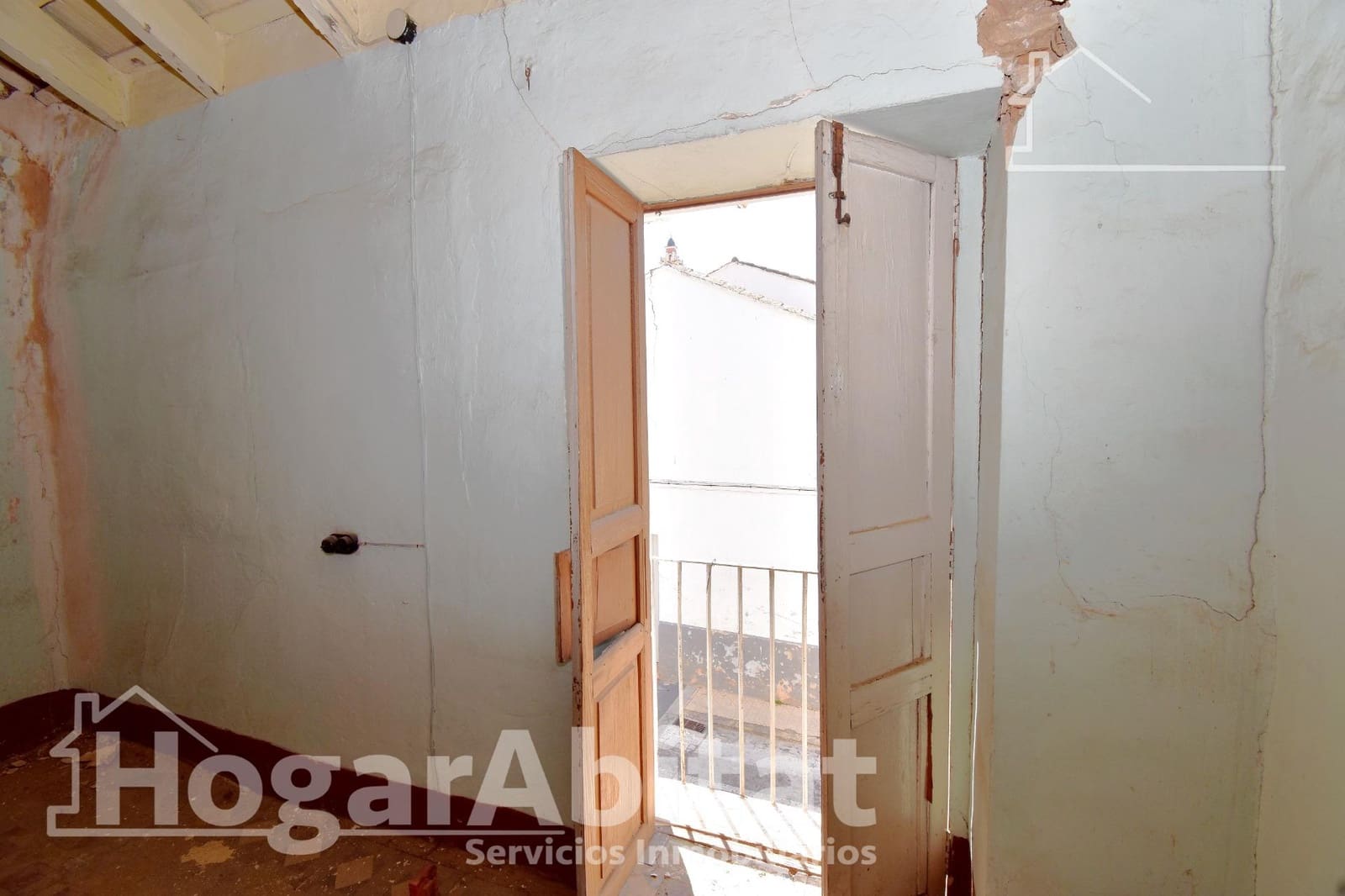 2 bedroom Townhouse for sale in Catarroja - € 80,000 (Ref: 9952692)