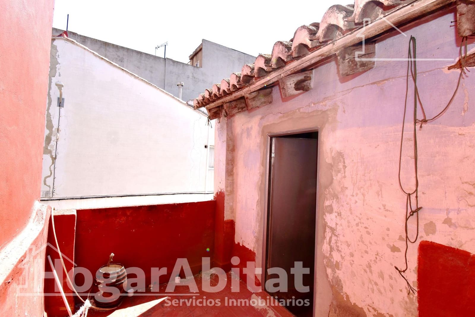 2 bedroom Townhouse for sale in Catarroja - € 80,000 (Ref: 9952692)