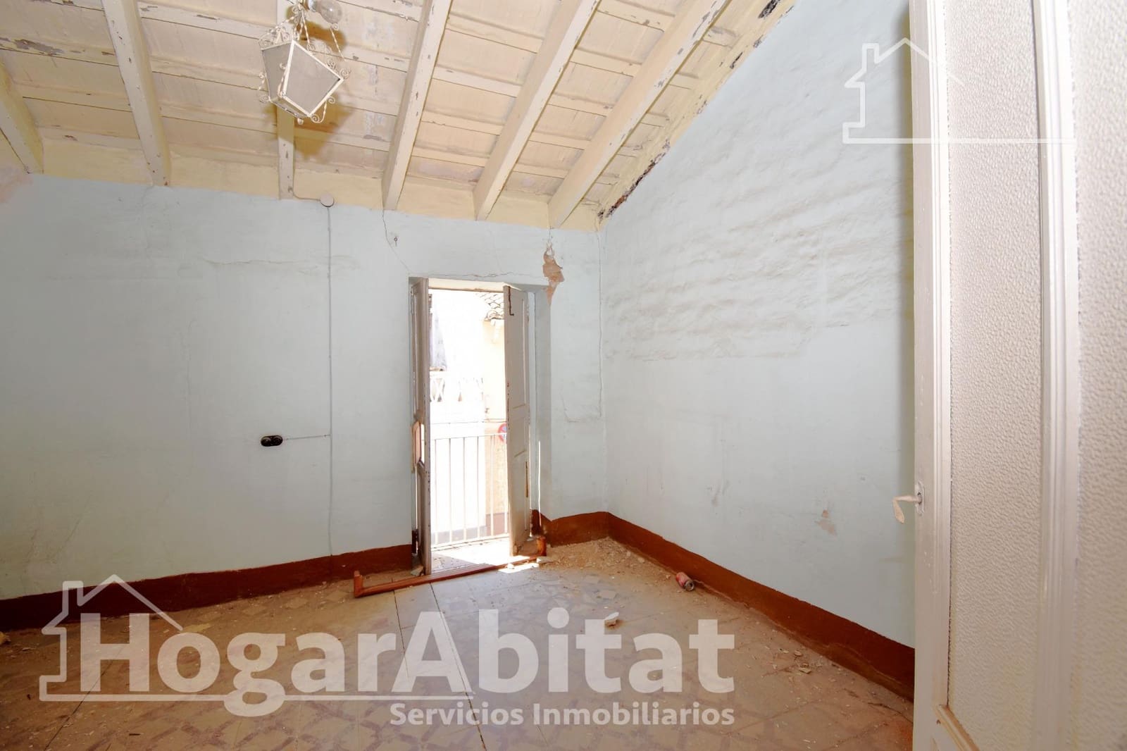 2 bedroom Townhouse for sale in Catarroja - € 80,000 (Ref: 9952692)