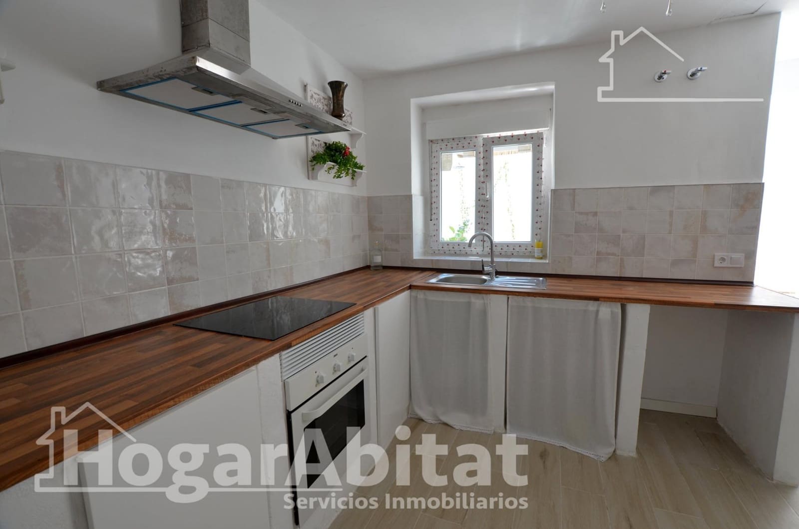 3 soverom Hus til salgs i Muchamiel / Mutxamel med svømmebasseng - € 329 000 (Ref: 9952694)