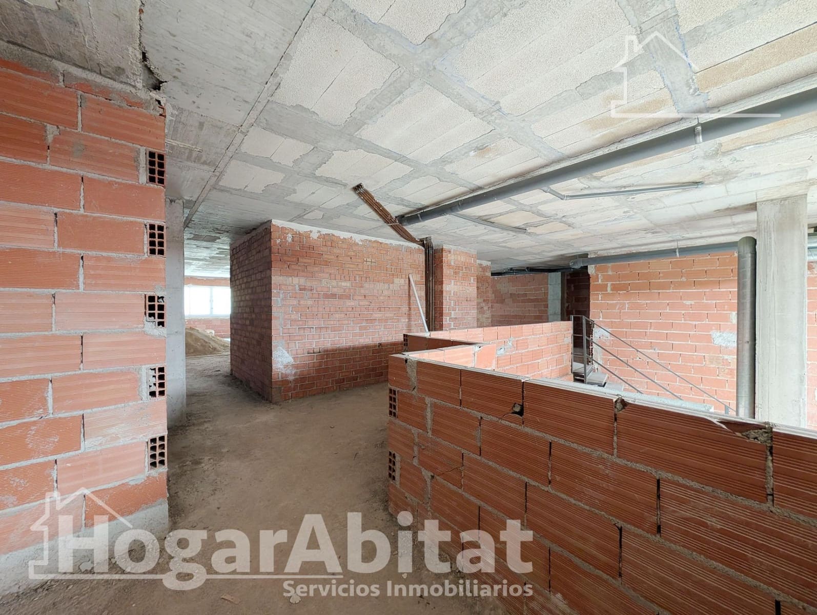 Erhverv til salg i Alicante by - € 271.000 (Ref: 9954268)
