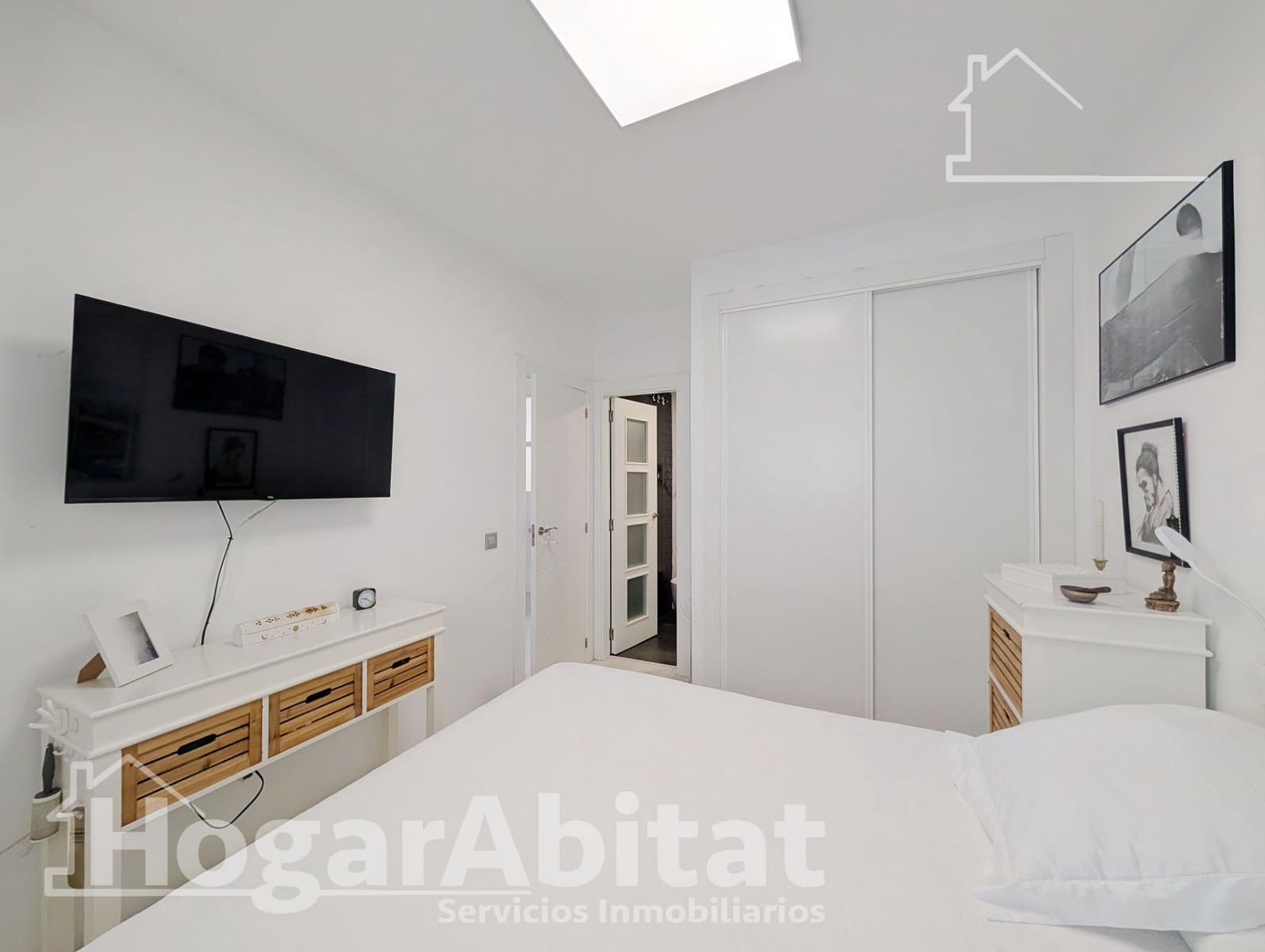 3 soveværelse Lejlighed til salg i Arenales del Sol med swimmingpool - € 283.000 (Ref: 9954270)