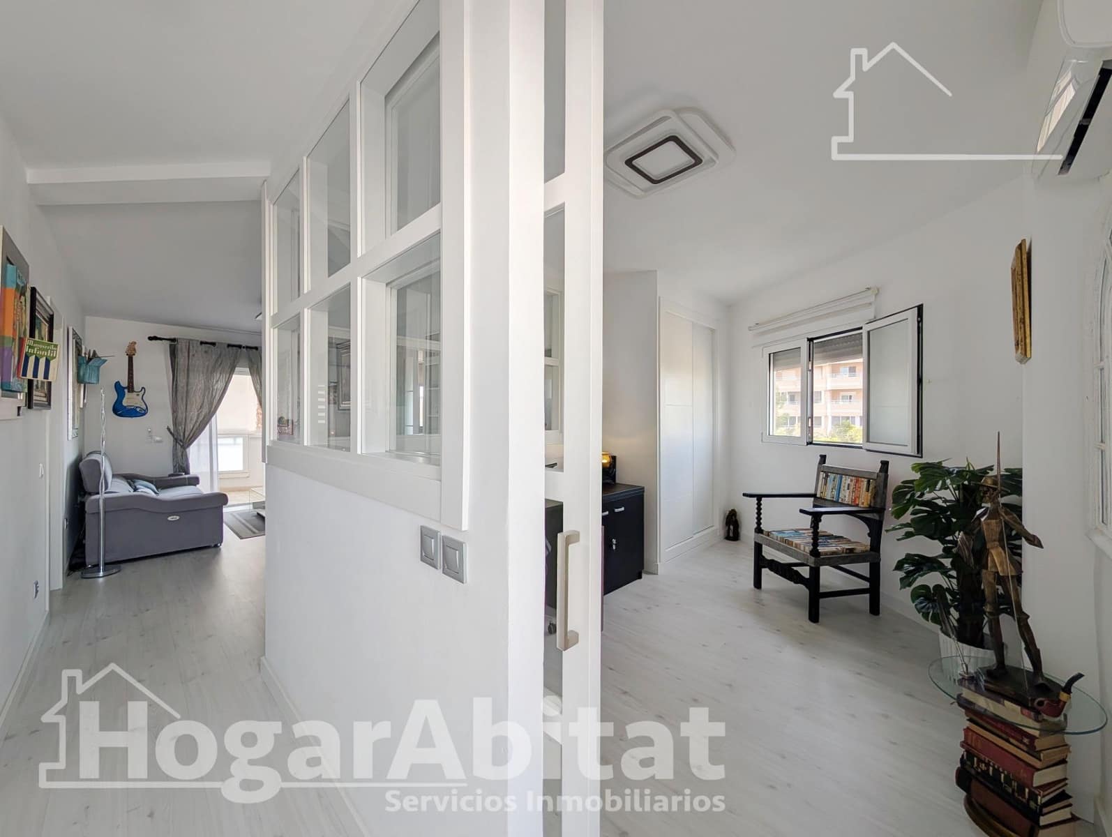 3 soveværelse Lejlighed til salg i Arenales del Sol med swimmingpool - € 283.000 (Ref: 9954270)