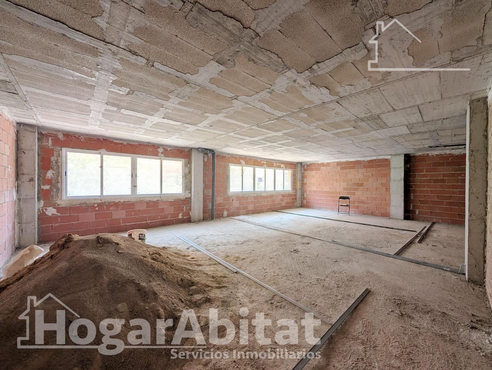 Comercial para venda em Alicante cidade - 271 000 € (Ref: 9958022)