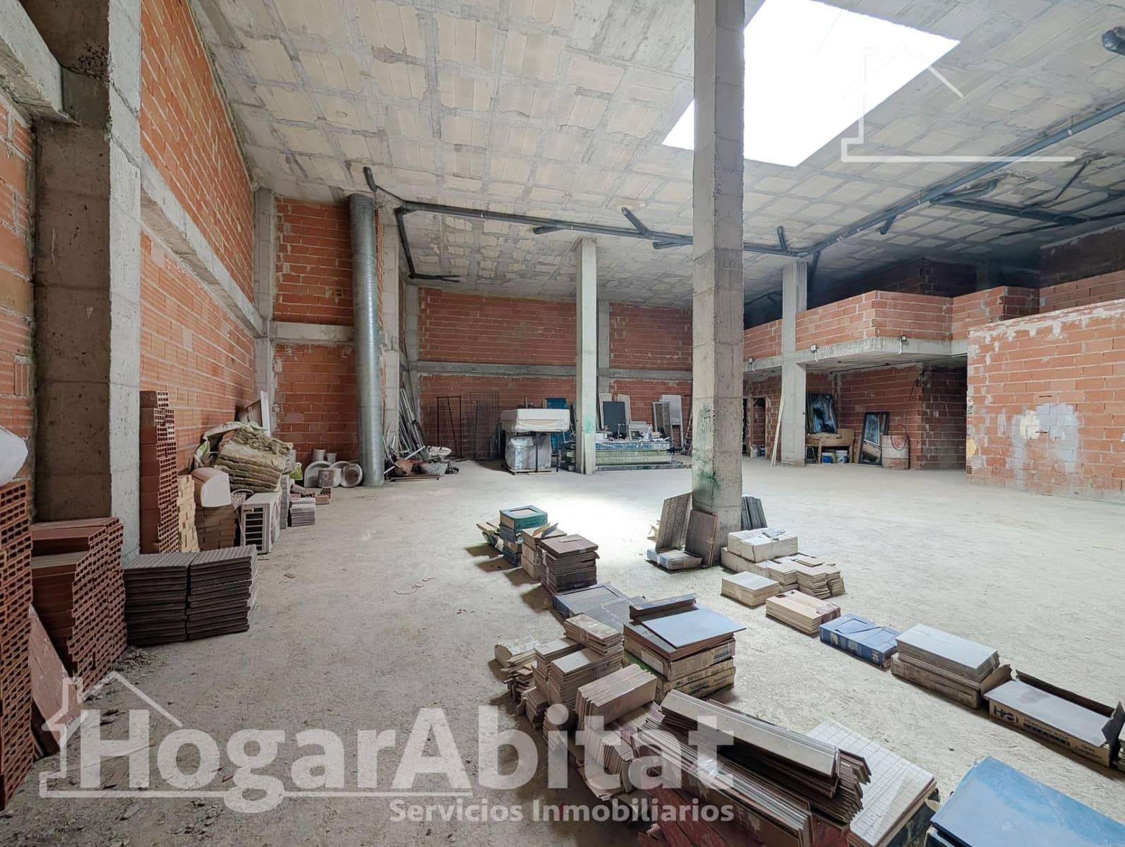 Comercial para venda em Alicante cidade - 271 000 € (Ref: 9958022)
