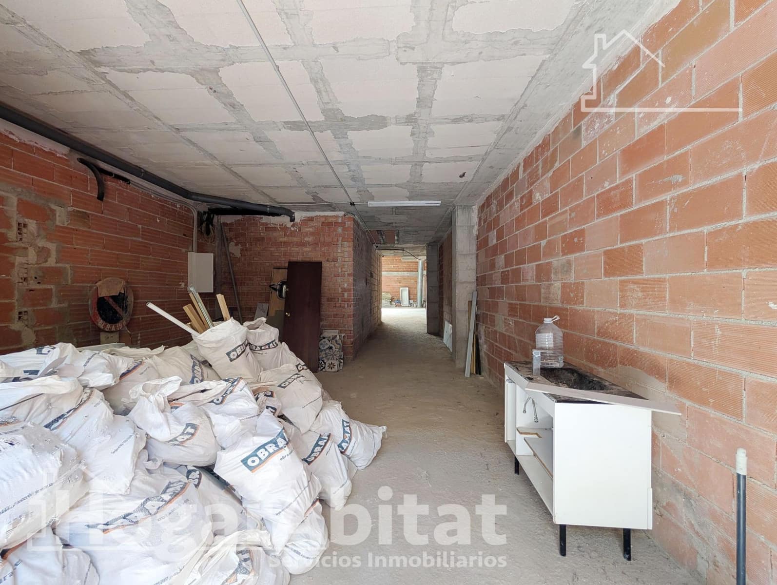 Comercial para venda em Alicante cidade - 271 000 € (Ref: 9958022)