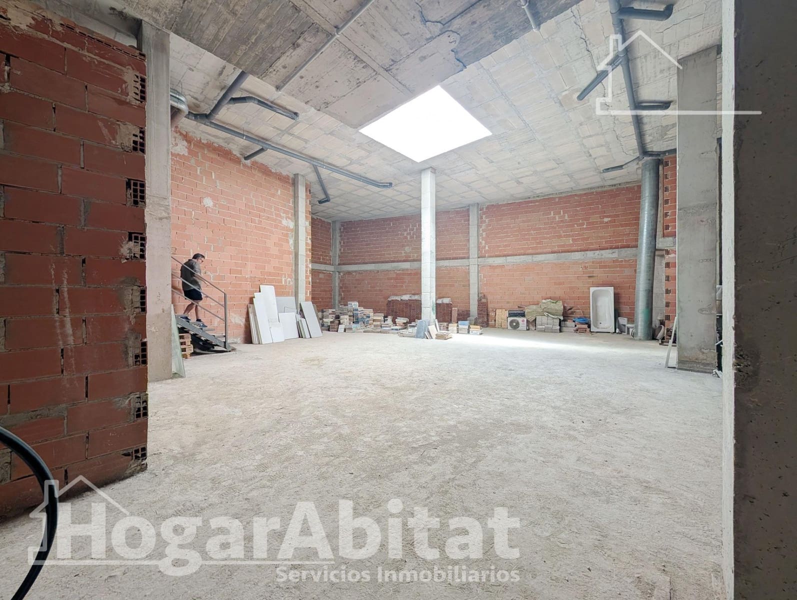 Comercial para venda em Alicante cidade - 271 000 € (Ref: 9958022)