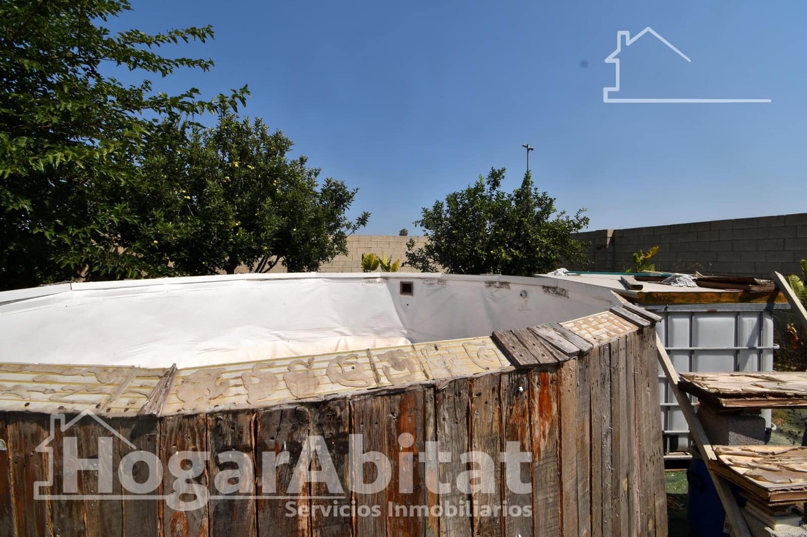 3 bedroom Villa for sale in Sueca with pool garage - € 150,000 (Ref: 9958026)