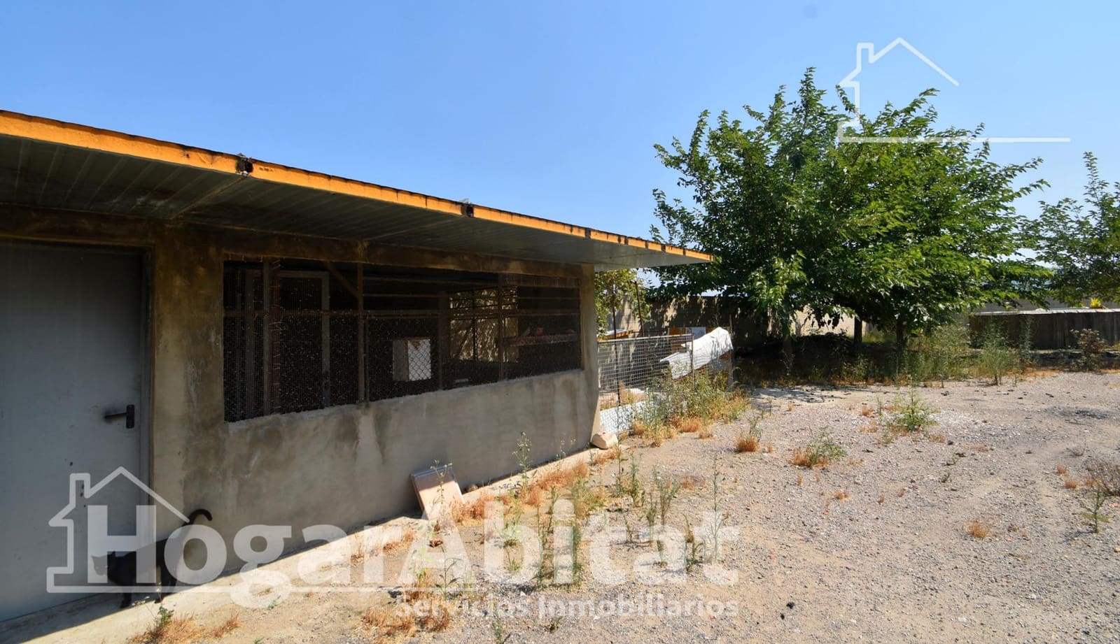3 bedroom Villa for sale in Sueca with pool garage - € 150,000 (Ref: 9958026)