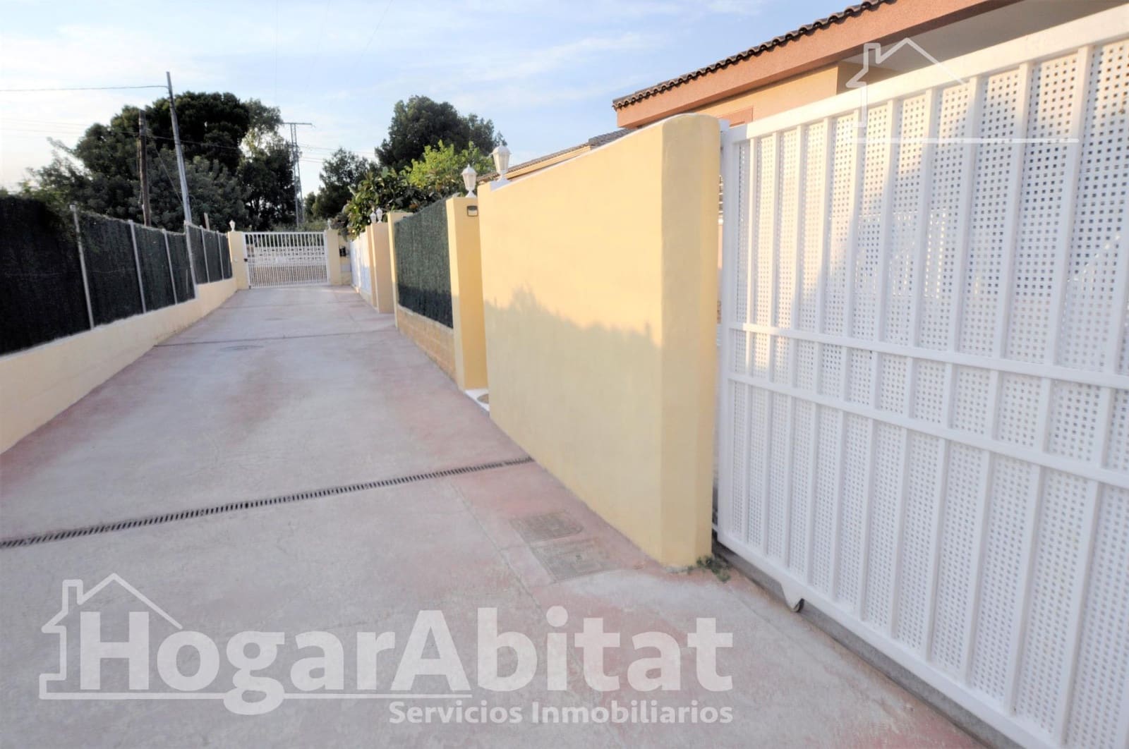 4 Zimmer Villa zu verkaufen in Naquera mit Pool Garage - 380.000 € (Ref: 9958030)