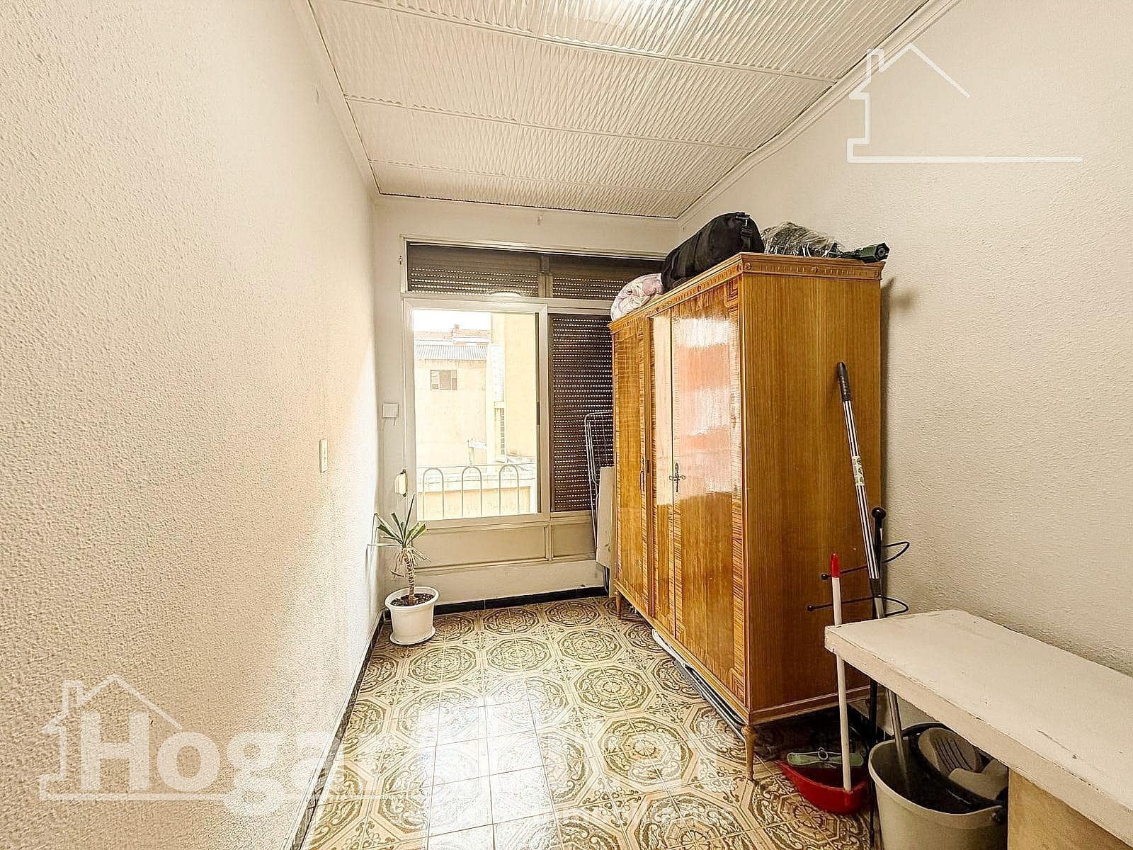 4 bedroom Flat for sale in Sagunto / Sagunt - € 135,000 (Ref: 9958031)