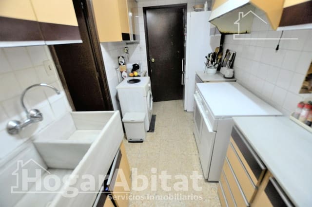 4 slaapkamer Flat te koop in Mont-Olivet, Valencia stad - € 240.000 (Ref: 9958034)
