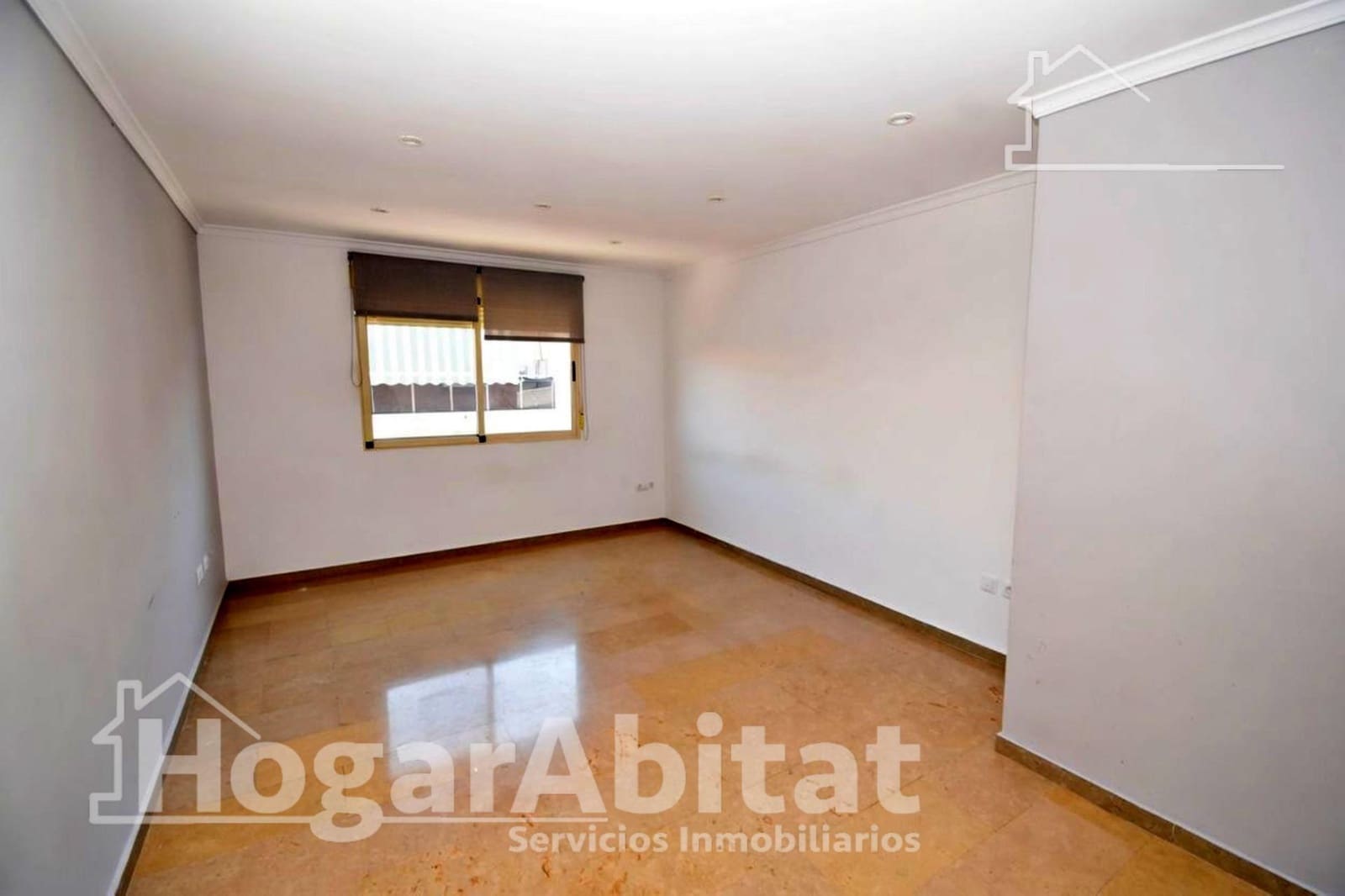 Piso de 3 habitaciones en Llaurí en venta - 115.000 € (Ref: 9958035)