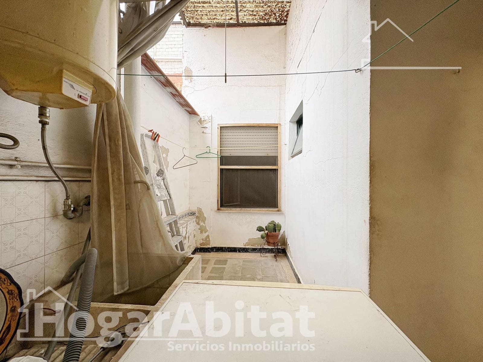3 slaapkamer Huis te koop in Tavernes de la Valldigna met garage - € 90.000 (Ref: 9958038)
