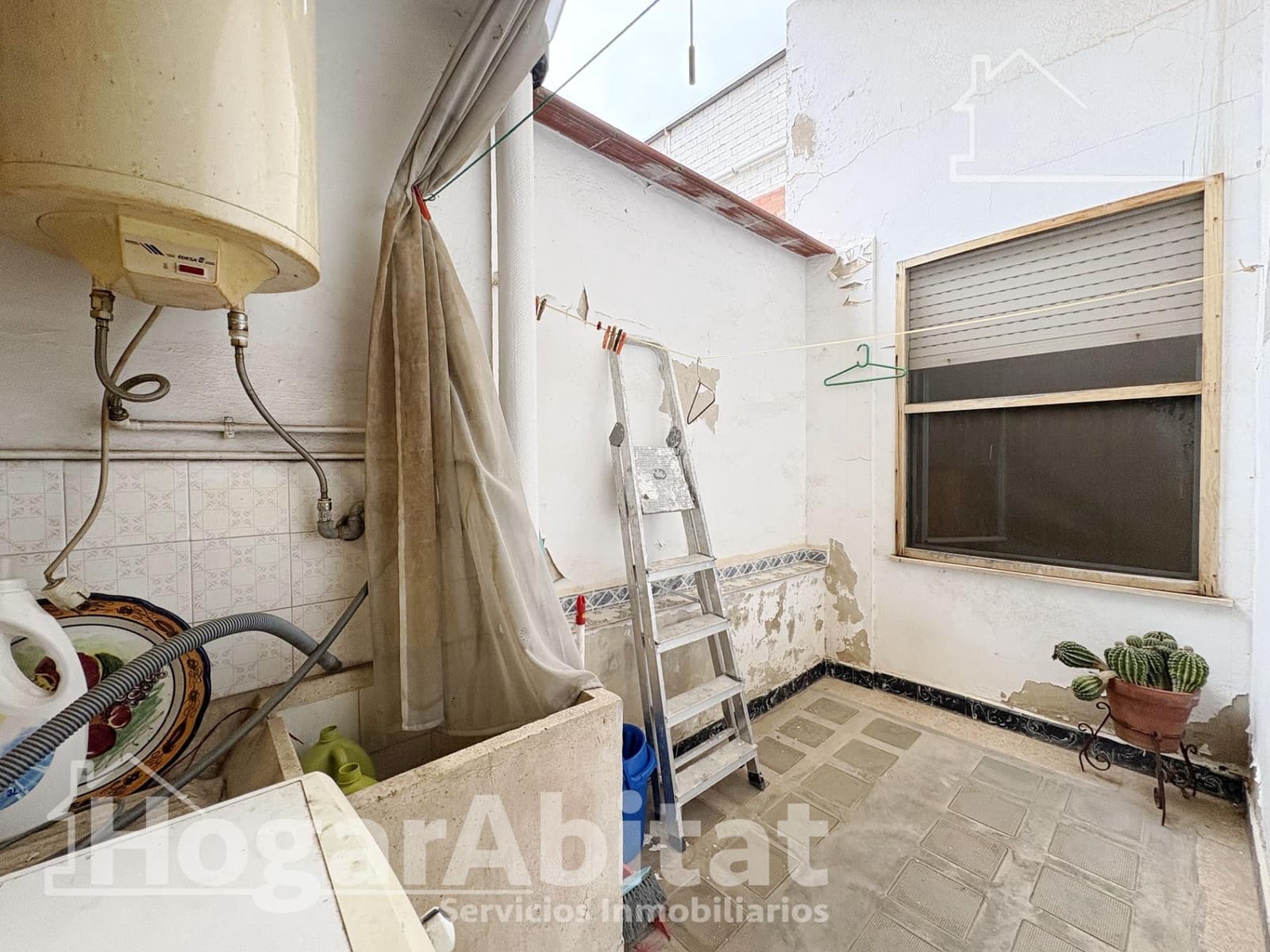 3 slaapkamer Huis te koop in Tavernes de la Valldigna met garage - € 90.000 (Ref: 9958038)