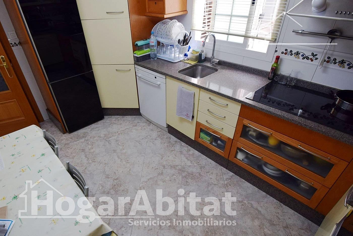 4 soveværelse Lejlighed til salg i Castello de la Plana med garage - € 210.000 (Ref: 9959830)