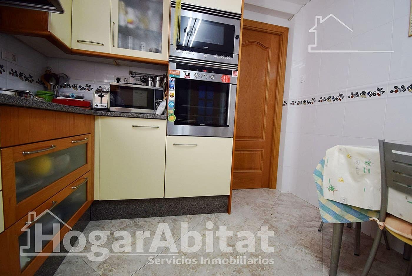 4 soveværelse Lejlighed til salg i Castello de la Plana med garage - € 210.000 (Ref: 9959830)