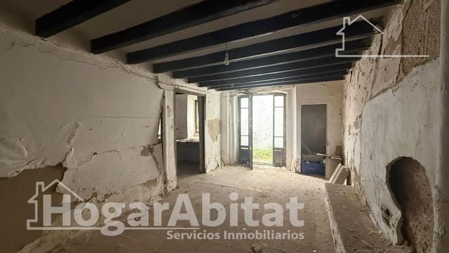 4 slaapkamer Huis te koop in Oliva met garage - € 170.000 (Ref: 9962767)
