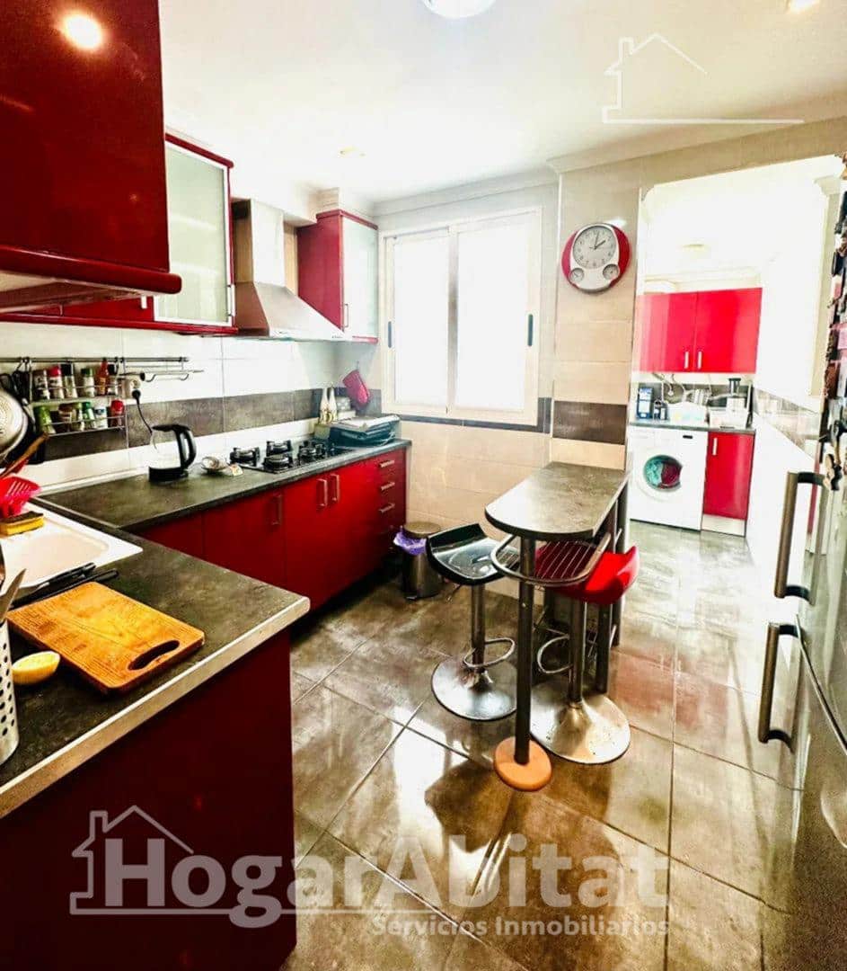 3 slaapkamer Flat te koop in Valencia stad met garage - € 395.000 (Ref: 9965328)