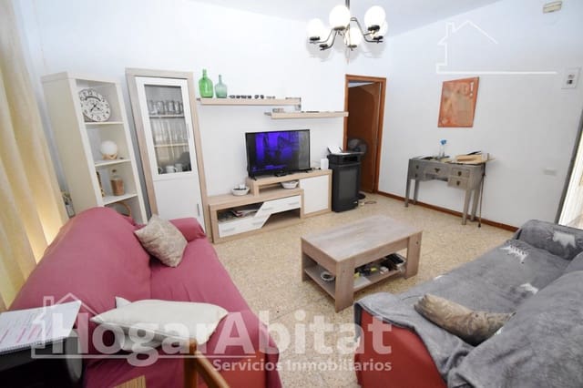 Adosado de 6 habitaciones en Oropesa  en venta - 280.000 € (Ref: 9965330)