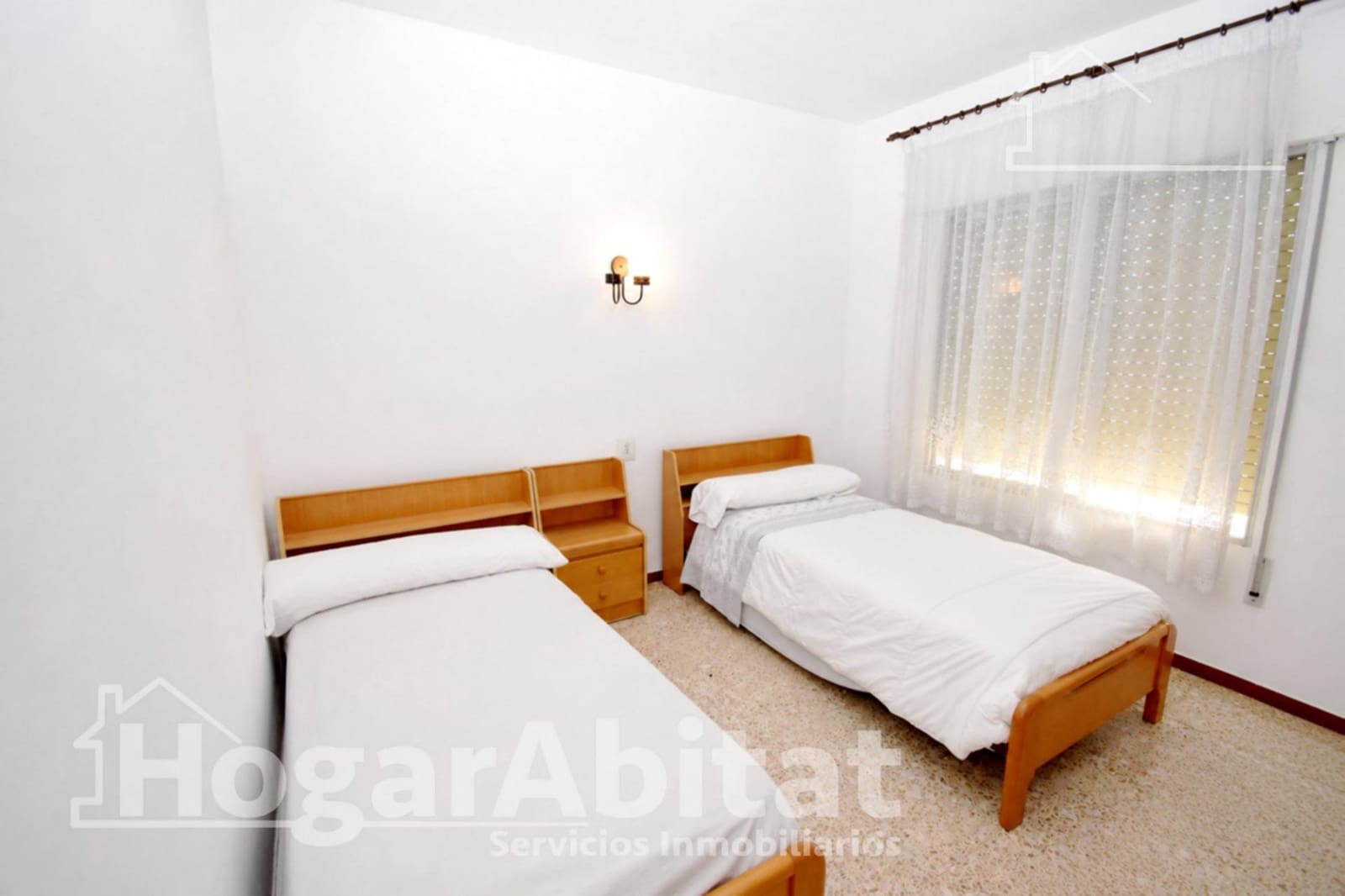 Adosado de 6 habitaciones en Oropesa  en venta - 280.000 € (Ref: 9965330)