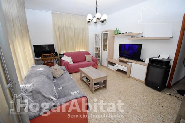 Adosado de 6 habitaciones en Oropesa  en venta - 280.000 € (Ref: 9965330)