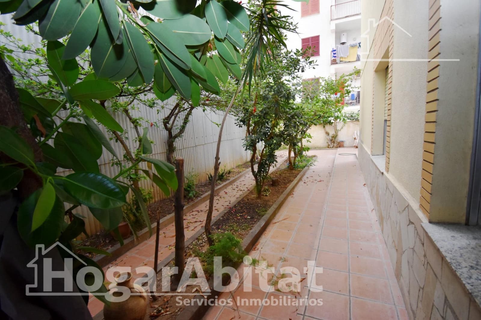 Adosado de 6 habitaciones en Oropesa  en venta - 280.000 € (Ref: 9965330)