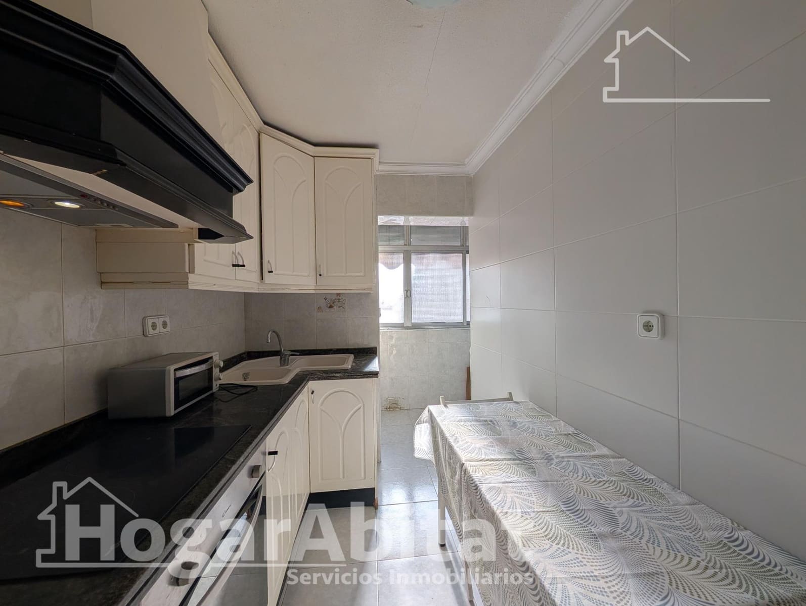 3 slaapkamer Flat te koop in Alicante stad - € 155.000 (Ref: 9965332)